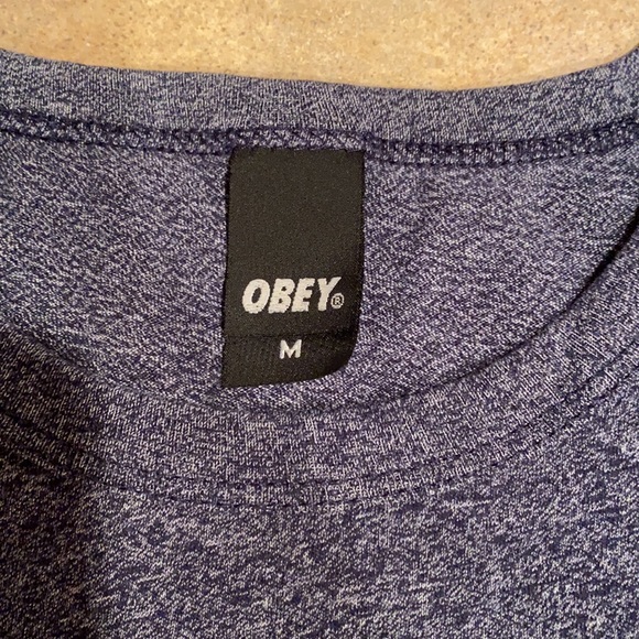 Women’s Obey T-shirt size medium - Picture 3 of 5